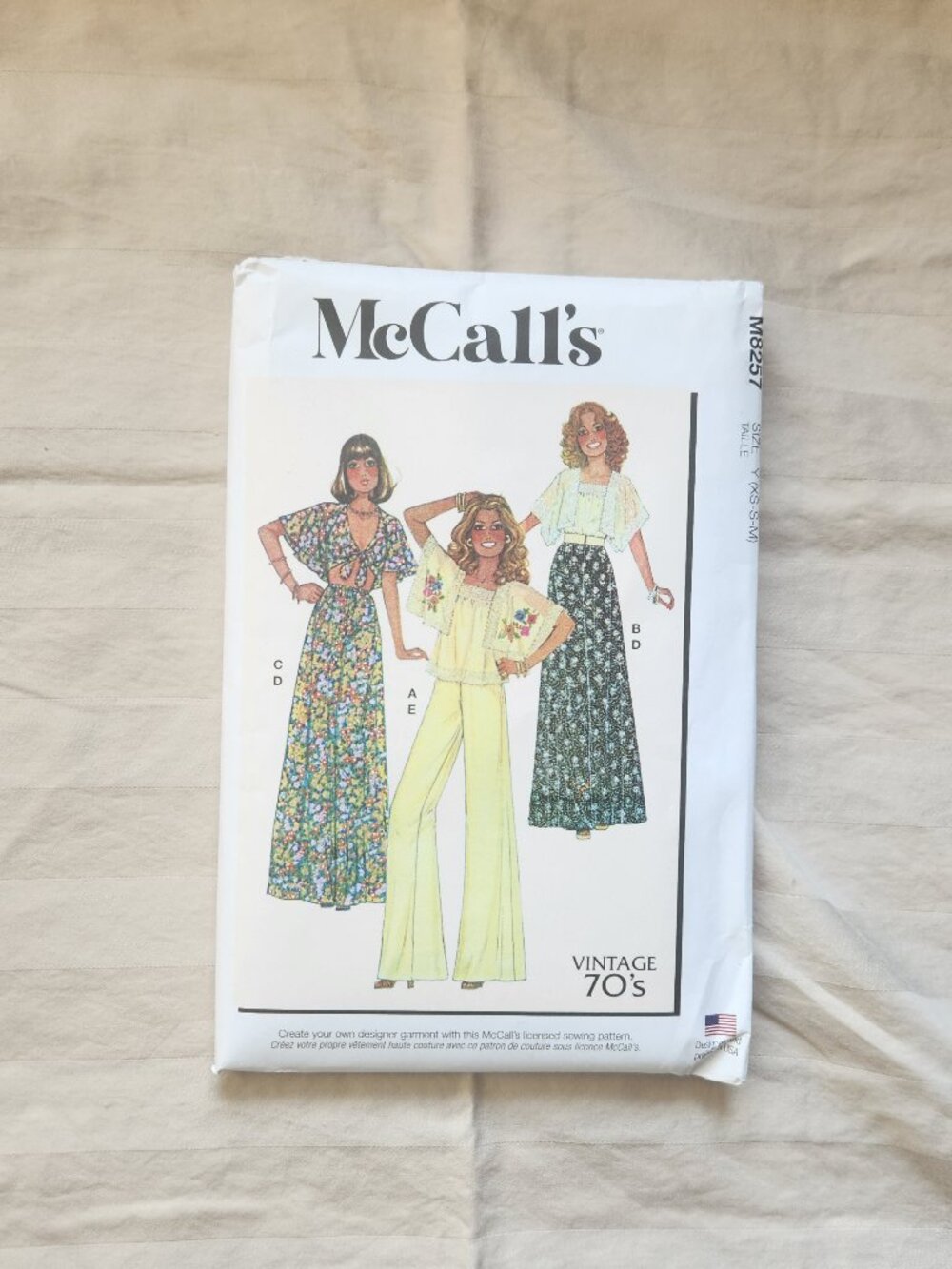 McCall's Vintage 70's M8257 Sewing Pattern (Size XS-S-M)